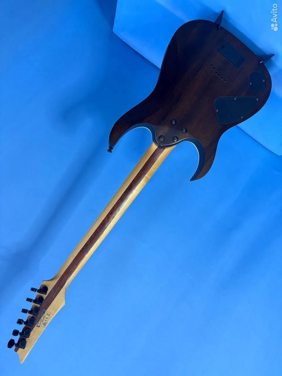 Ibanez rgir20BFE, фикс. бридж 24 лада активные EMG, фото 2